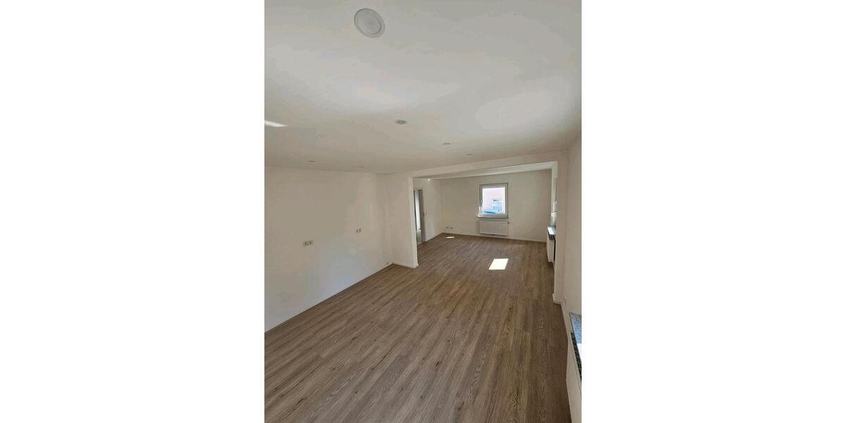 Einfamilienhaus Mengen - 5 Zimmer, 103 m&sup2;, 379.000&euro; | Angebot:27088361