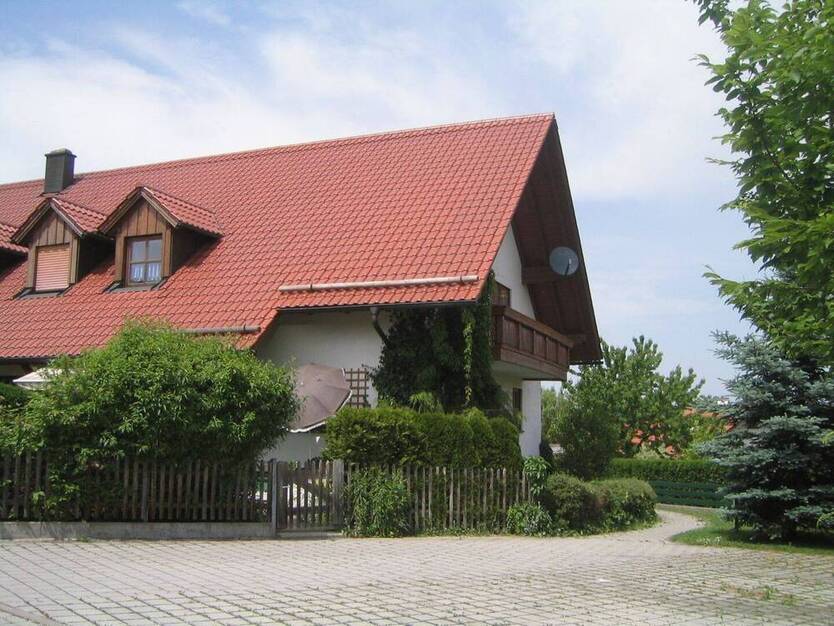 3 - Zimmer im Souterrain mit ca. 75 m²