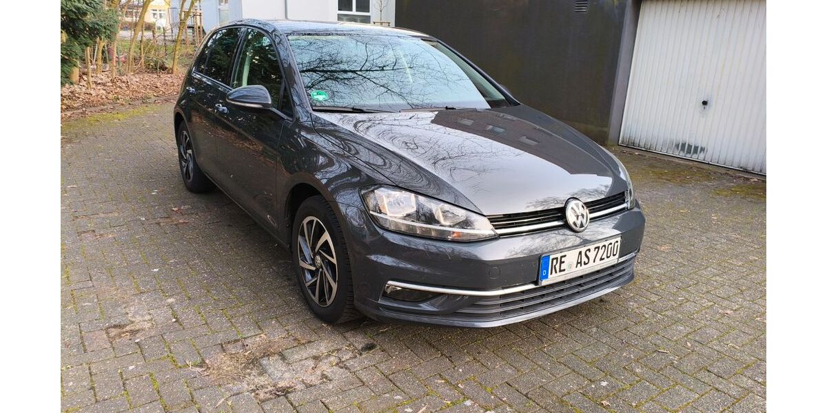 VW Golf 113.000 km 12.500 &euro; Marl 45768