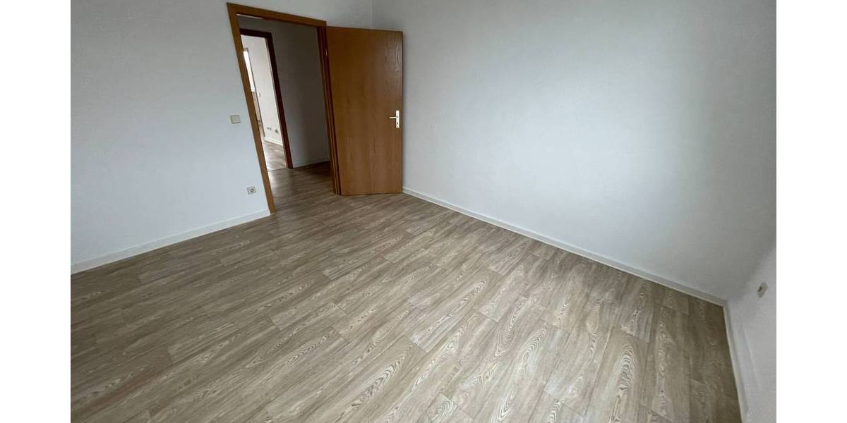 Zimmer Merseburg - 3 Zimmer, 61 m&sup2;, 340&euro; | Angebot:25663962