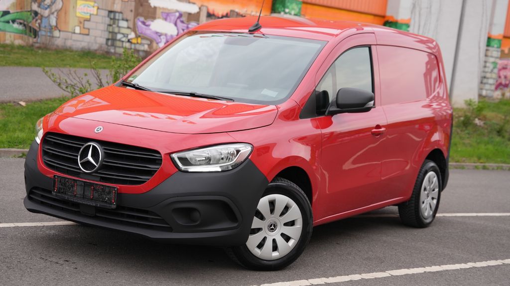 Mercedes-Benz Citan 49.999 km 13.950 &euro; Berlin 13587