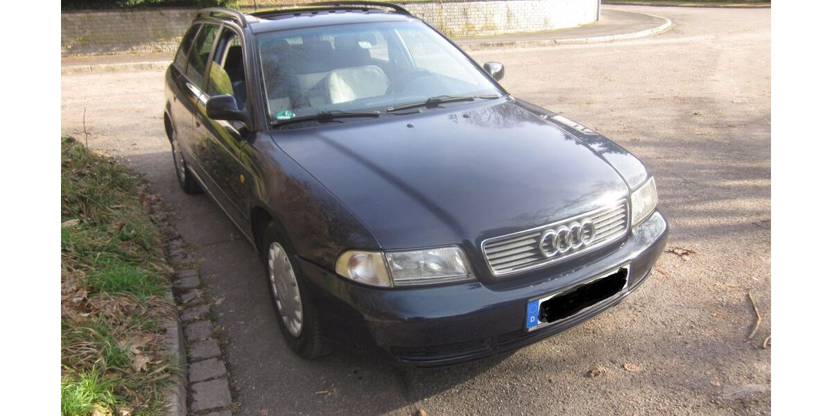 Audi A4 265.000 km 1.500 &euro; Freiburg 79115