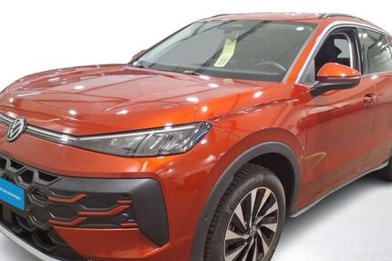 VW T-Roc 25.068 km 27.495 &euro; Berlin 13088