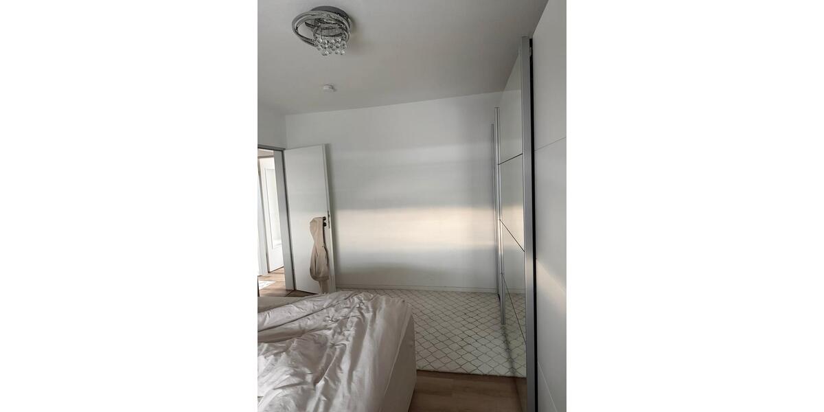 Dachgeschoßwohnung Bremerhaven - 2 Zimmer, 68 m&sup2;, 675&euro; | Angebot:26220380