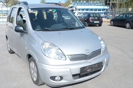 Toyota Yaris 241.520 km 2.980 &euro; Baienfurt 88255