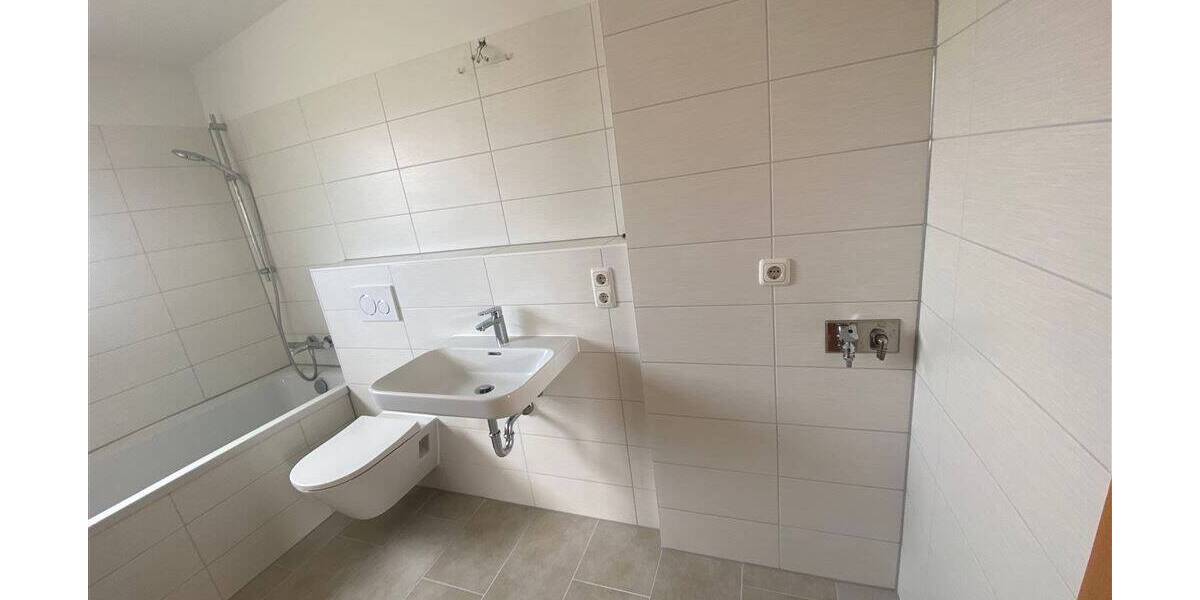 Etagenwohnung Erfurt Daberstedt - 3 Zimmer, 67 m&sup2;, 810&euro; | Angebot:26360200