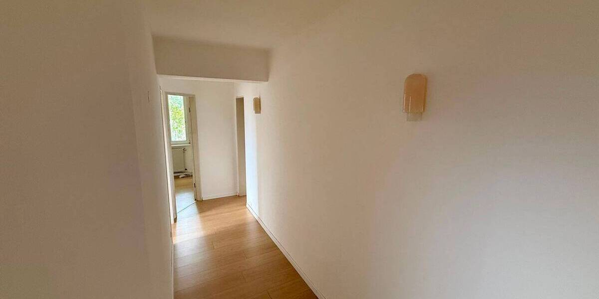 Etagenwohnung Gelsenkirchen Feldmark - 9 Zimmer, 169 m&sup2;, 1.490&euro; | Angebot:26853818