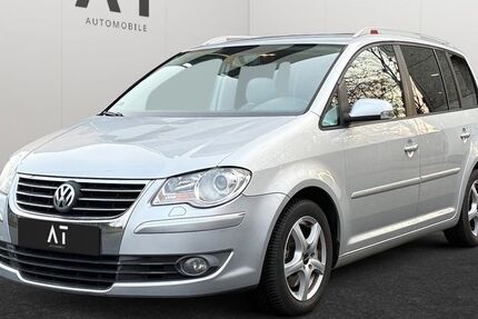 VW Touran 175.328 km 5.990 € Frankfurt am Main 65929