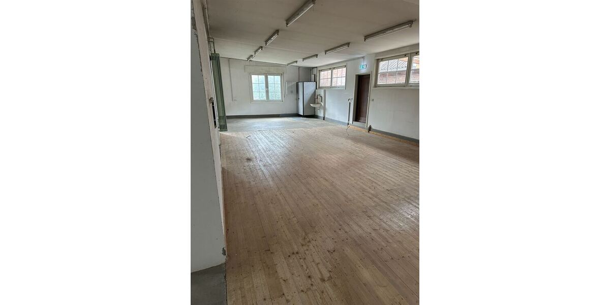 Gegen Gebot. Für den schlauen Handwerker: Gewerbe- u. Verwaltungdebäude m. herausragenden Wohnhaus - Gewerbeobjekt Stolzenau | Angebot:25925832