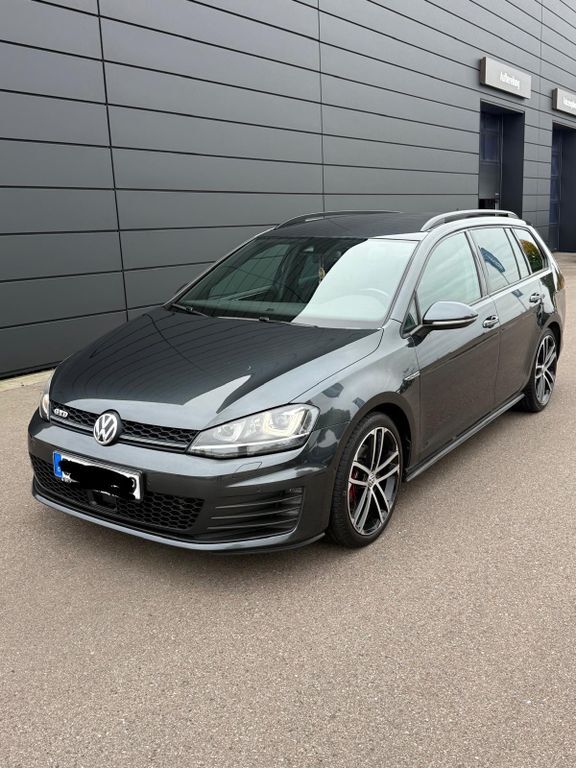 VW Golf 179.000 km 12.900 € Grafenwiesen 93479