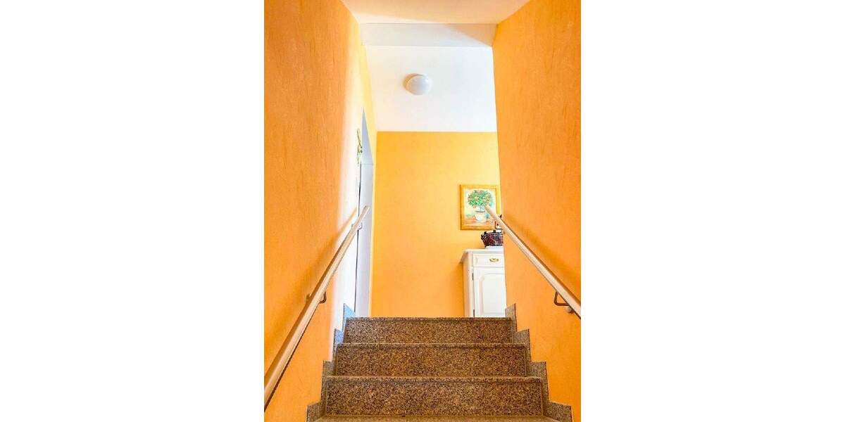 Bauernhaus, Landhaus Neustadt Polenz - 8 Zimmer, 328 m&sup2;, 280.000&euro; | Angebot:25727582