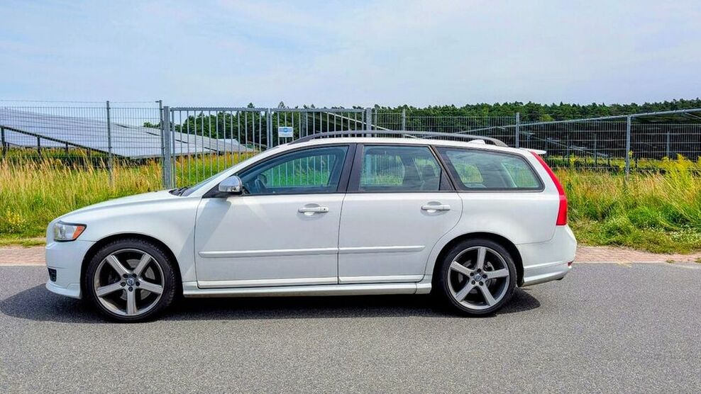 V50