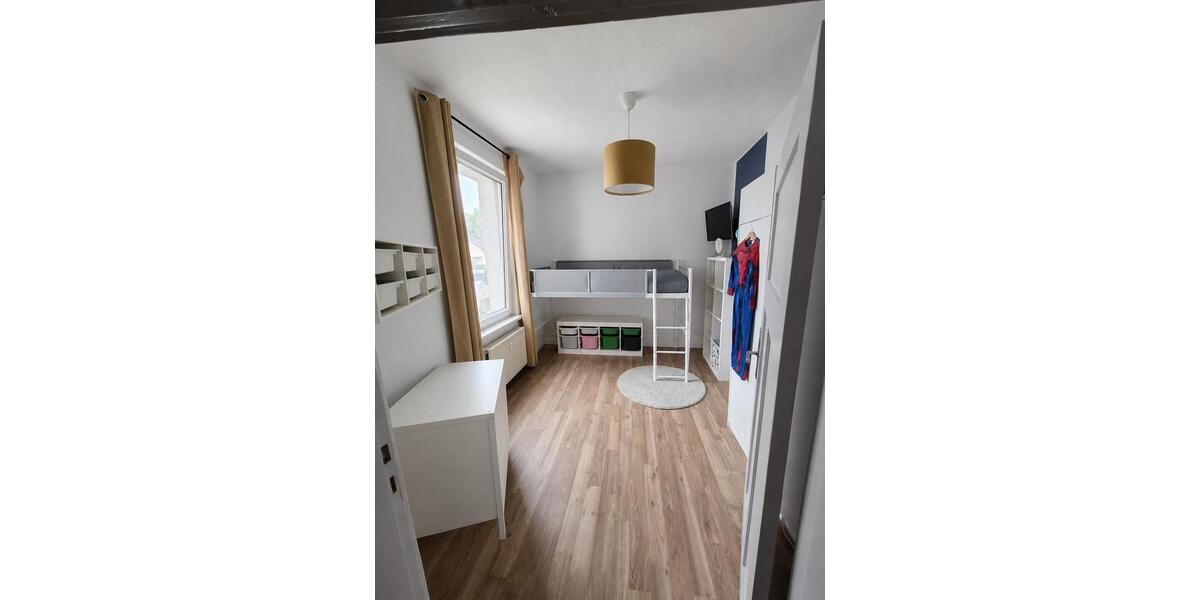 Etagenwohnung Calbe (Saale) - 3 Zimmer, 80 m&sup2;, 105.000&euro; | Angebot:27096915