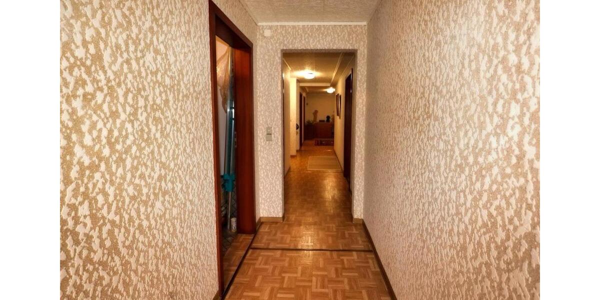 Einfamilienhaus Herborn - 5 Zimmer, 170 m&sup2;, 1.750&euro; | Angebot:26272350