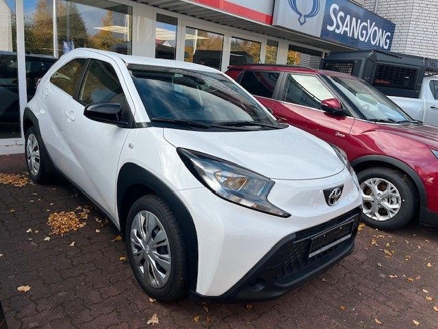 Toyota Aygo (X) 14.057 km 15.670 € Mölln 23879