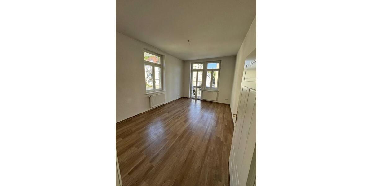 Schönes WG-ZIMMER in TOP LAGE mit EIGENEM BALKON 1 zimmer