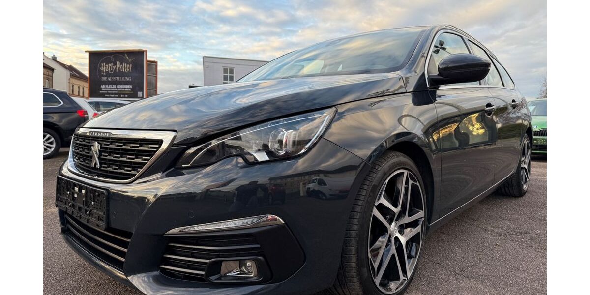 Peugeot 308 165.076 km 8.499 &euro; Halle(Saale) 06132