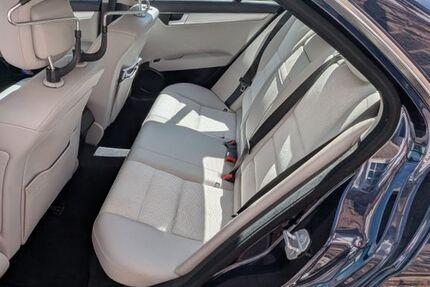 Mercedes C 220