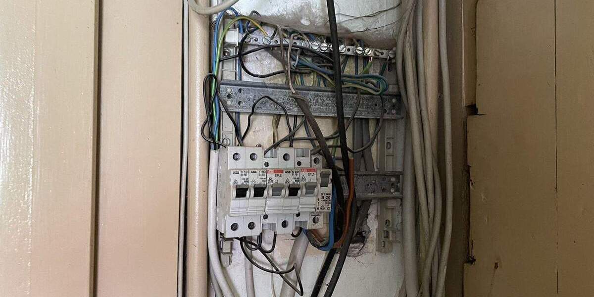 Einfamilienhaus Glashütte - 8 Zimmer, 120 m&sup2;, 80.000&euro; | Angebot:24700842