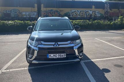 Mitsubishi Outlander 169.000 km 10.999 &euro; München 80933