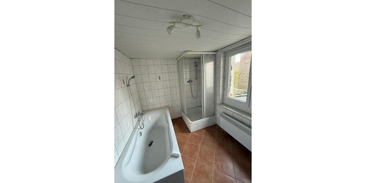 Mehrfamilienhaus, Wohnhaus Roßleben-Wiehe Wiehe - 22 Zimmer, 600 m&sup2;, 850&euro; | Angebot:24565511