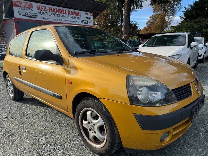 Renault Clio 52.155 km 1.999 € Chemnitz 09125