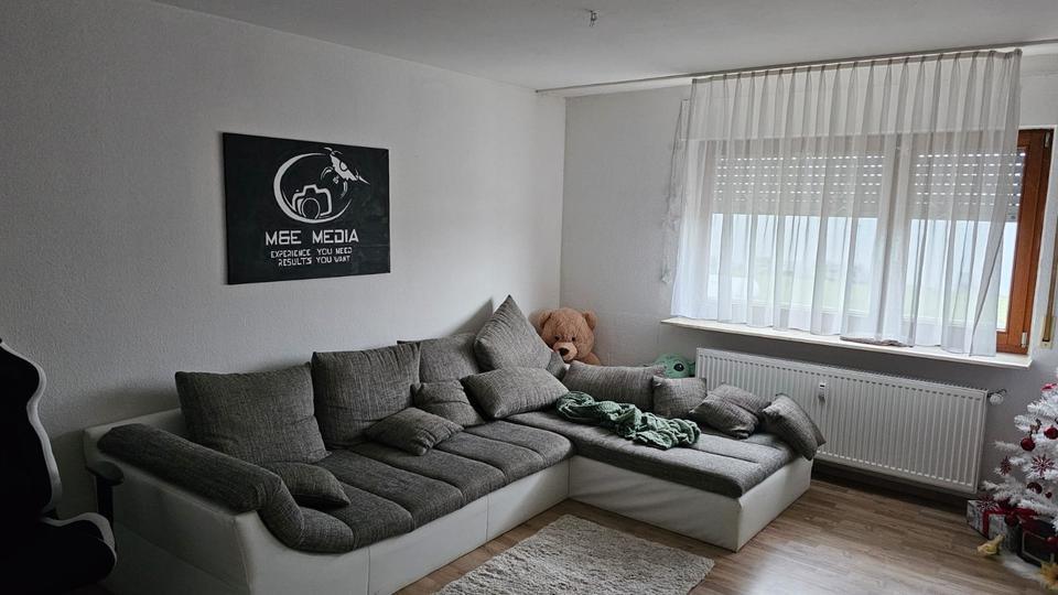 5-Familienhaus inkl. Penthaus -Wohnung mit Gewerbehalle