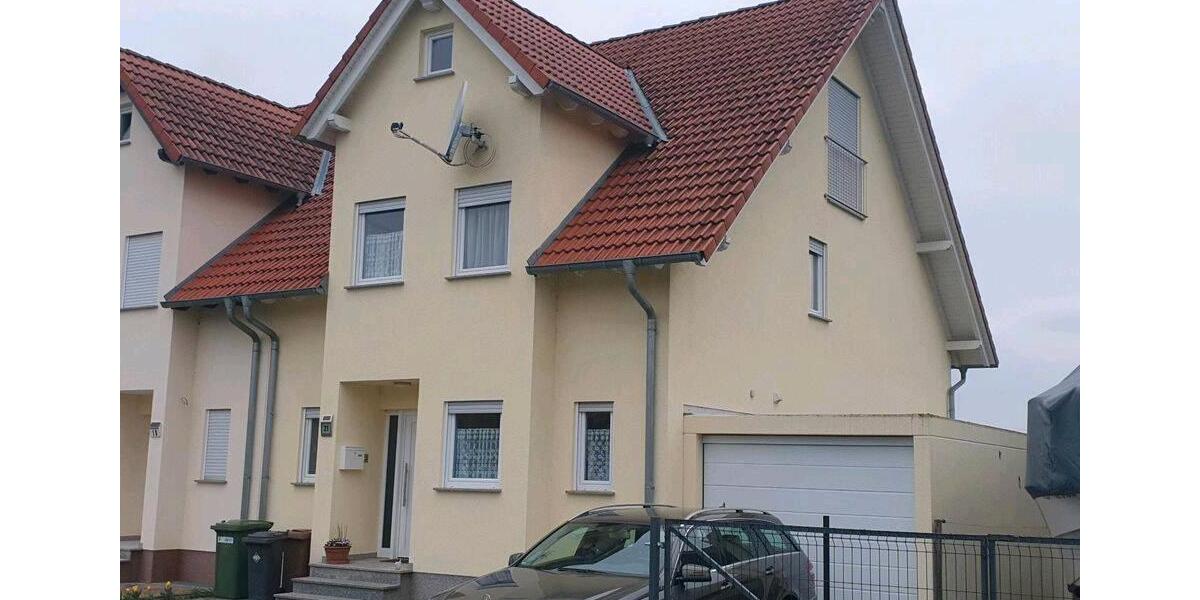 Doppelhaushälfte Großkrotzenburg - 6 Zimmer, 200 m&sup2;, 1.800&euro; | Angebot:26339630