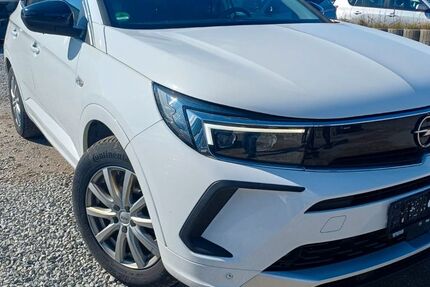 Opel Grandland (X) 107.176 km 15.399 &euro; Mittenwalde 15749