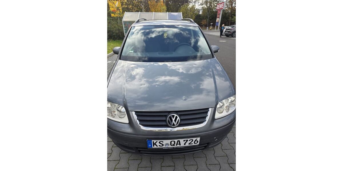 VW Touran 198.750 km 2.800 € Gudensberg 34281
