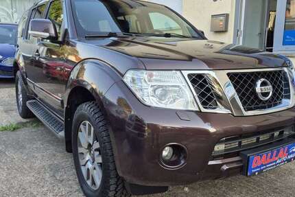 Nissan Pathfinder 236.219 km 9.700 &euro; Gelnhausen 63571