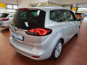 Opel Zafira Innovation 7Sitzer Navi Kamera Winterp. Sol 75.956 km 17.490 € HAAN 42781