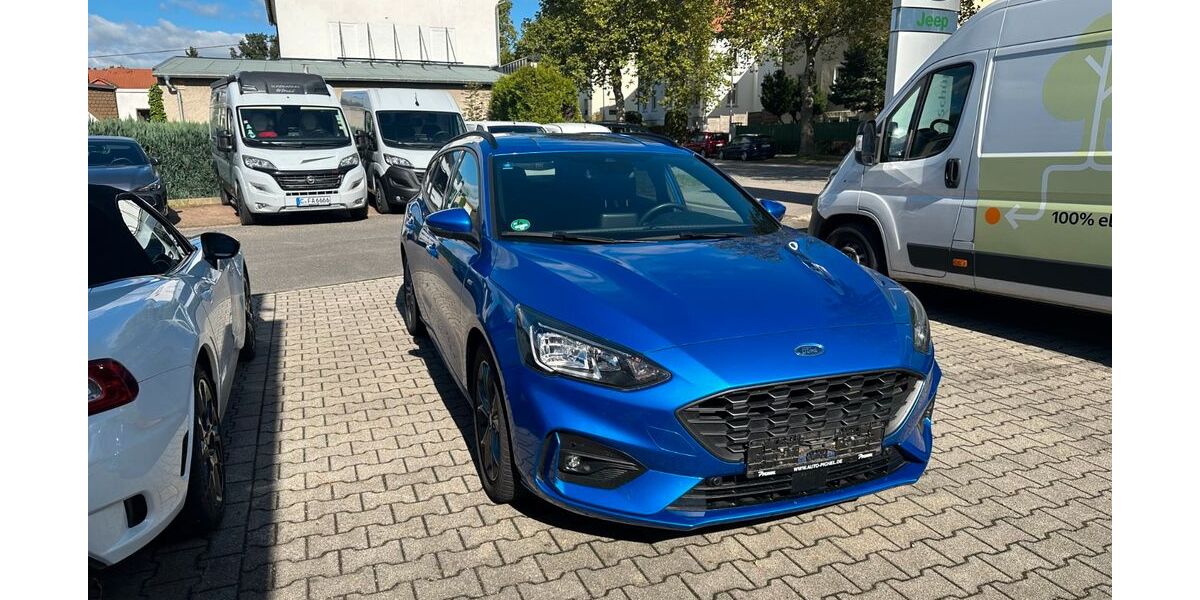 Ford Focus 46.800 km 18.990 € Burgstädt 09217
