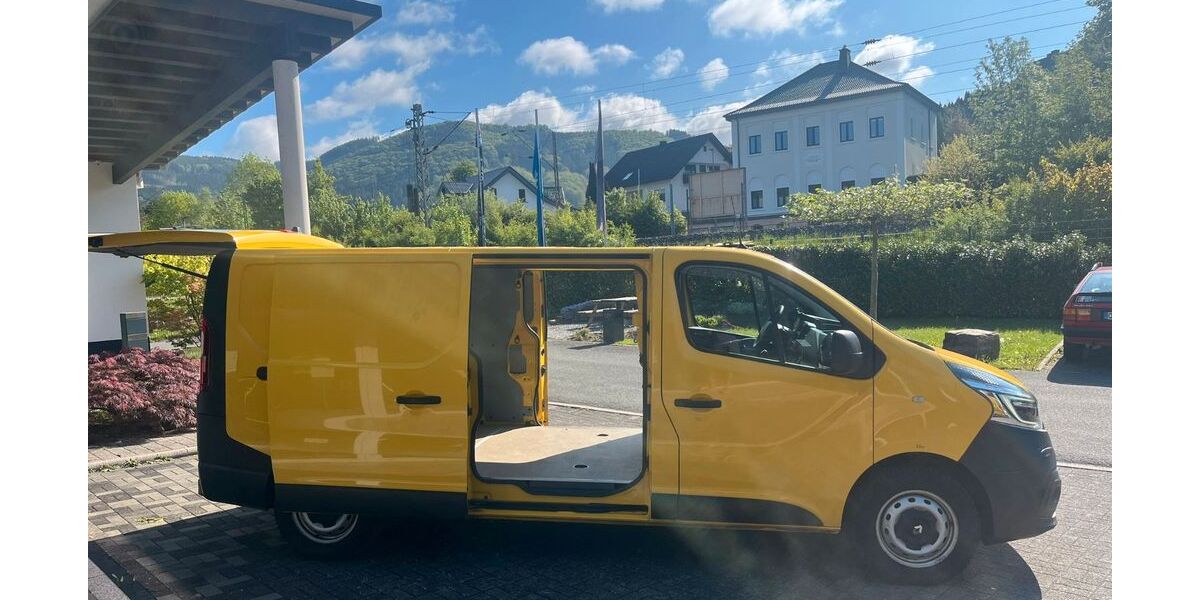 Renault Trafic 48.500 km 12.750 &euro; Finnentrop 57413