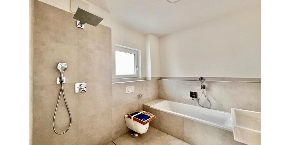 Dachgeschoßwohnung Augsburg Bergheim - 2.5 Zimmer, 87 m&sup2;, 1.450&euro; | Angebot:26578893