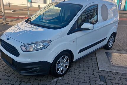 Ford Transit Courier 88.500 km 7.200 &euro; Hanau 63452