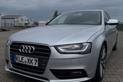 Audi A4 153.000 km 8.890 &euro; Bedburg-Hau 47551
