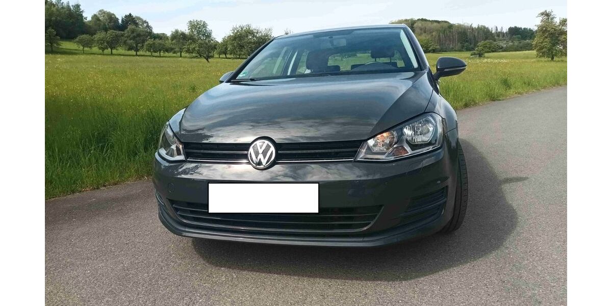 VW Golf 72.000 km 10.250 &euro; Greifenstein 35753