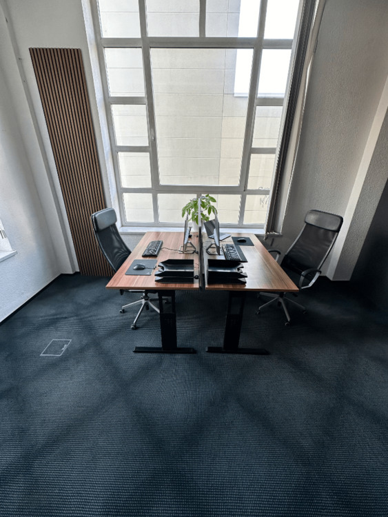 kreativer Workspace mit vielen Plätzen - All-in-Miete zimmer