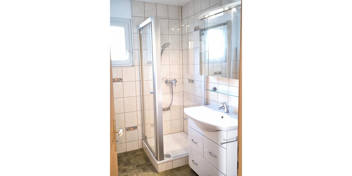 Einfamilienhaus Tettnang - 8 Zimmer, 228 m&sup2;, 930.000&euro; | Angebot:26722994