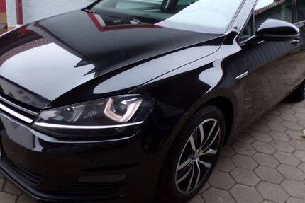 VW Golf 94.000 km 8.500 &euro; Treffelstein 93492