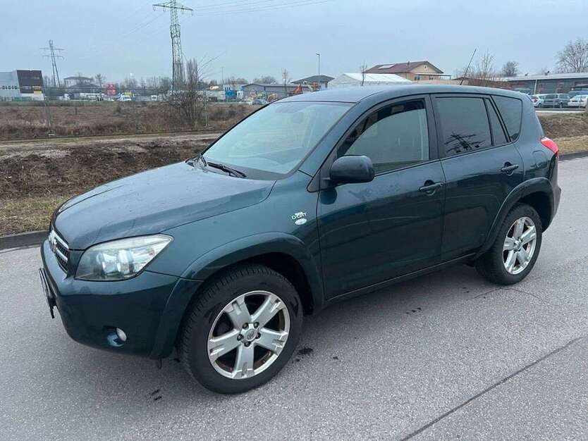 RAV 4