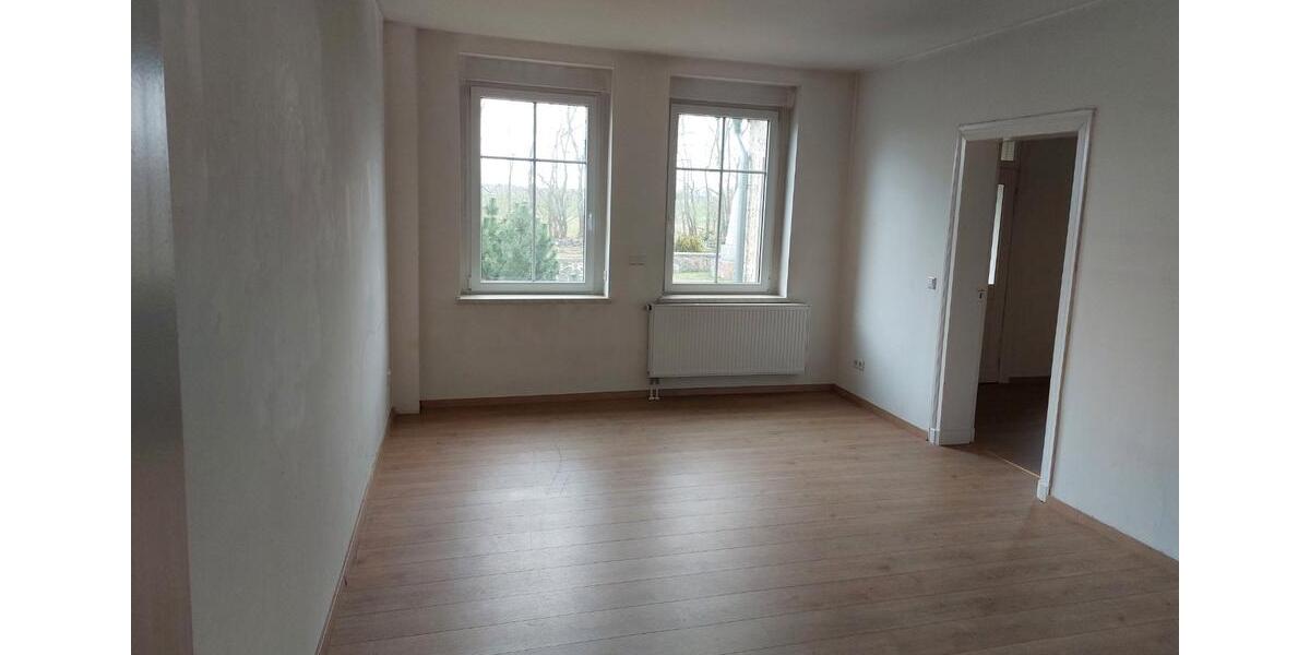 Bauernhaus, Landhaus Löwenberger Land - 6 Zimmer, 300 m&sup2;, 2.500&euro; | Angebot:26114392