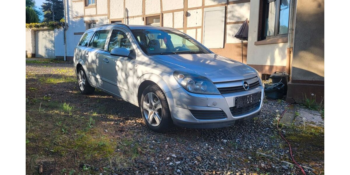Opel Astra 172.000 km 1.899 &euro; Würselen 52146