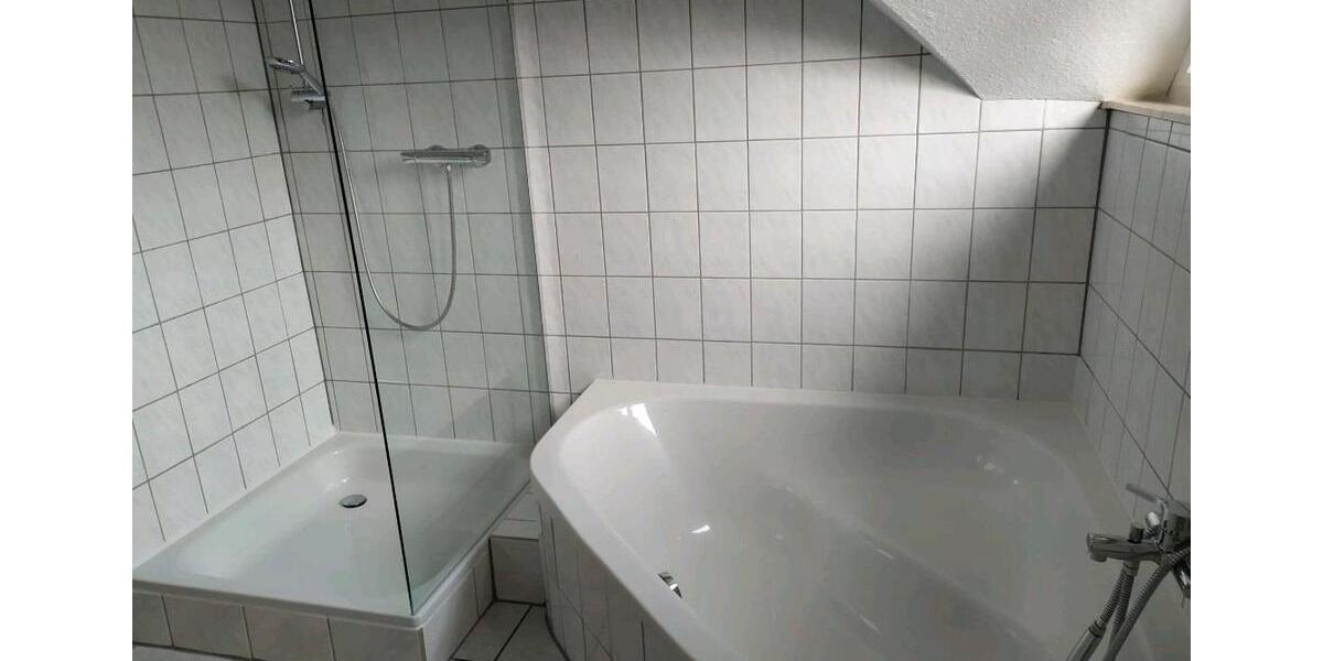 Dachgeschoßwohnung Kastellaun - 4 Zimmer, 105 m&sup2;, 850&euro; | Angebot:26669821