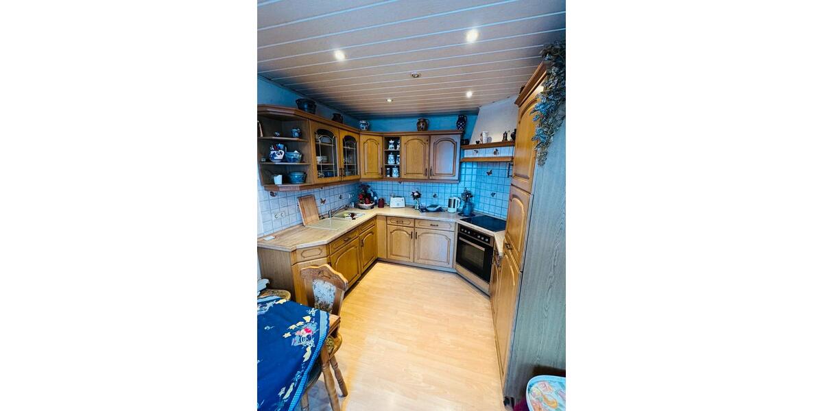 Einfamilienhaus Amt Creuzburg - 8 Zimmer, 188 m&sup2;, 80.000&euro; | Angebot:26363281