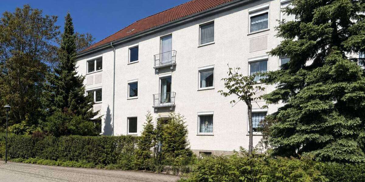 Etagenwohnung Bitterfeld-Wolfen Wolfen - 2 Zimmer, 68 m&sup2;, 70.000&euro; | Angebot:26854401