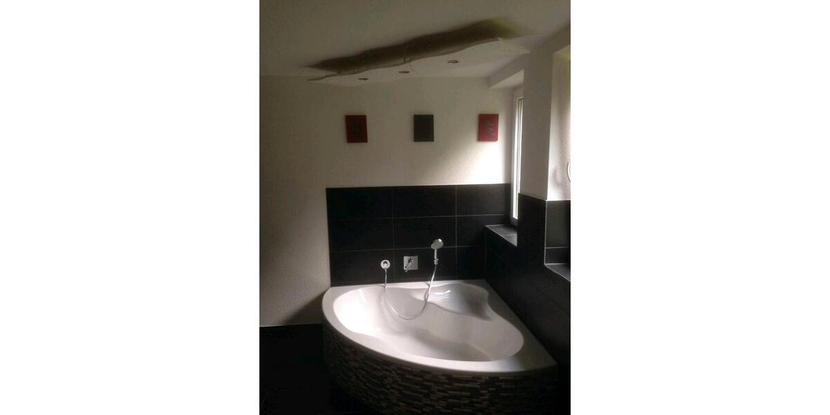 Einfamilienhaus Einbeck - 5 Zimmer, 310 m&sup2;, 285.000&euro; | Angebot:26555455