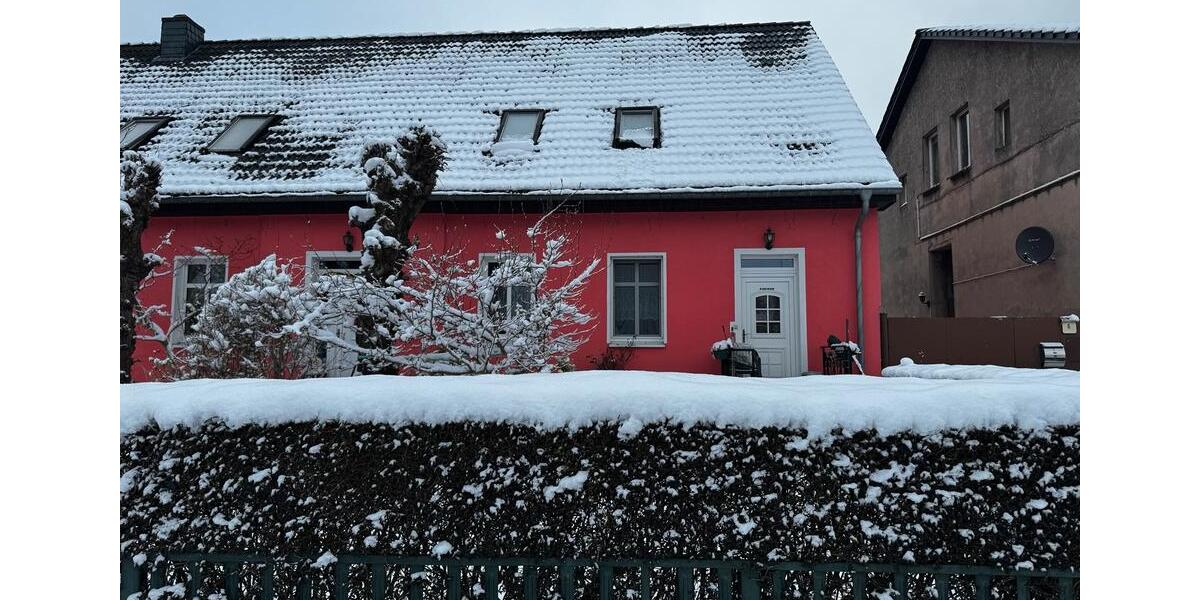 Bauernhaushälfte ca. 90m2 ab April zu vermieten 3 zimmer