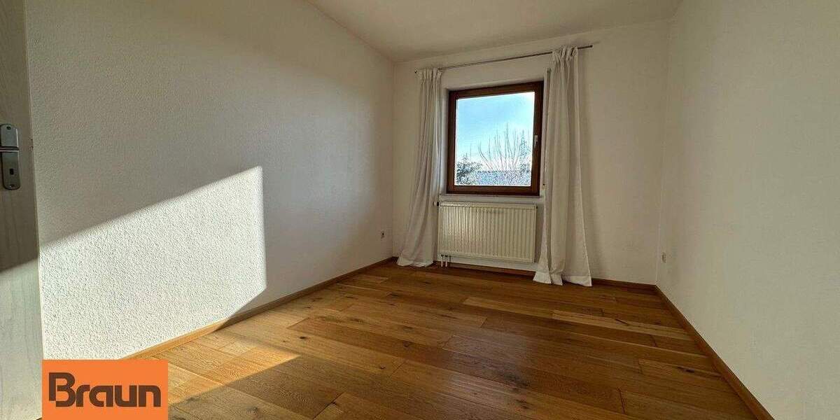 Attraktive 4,5-Zimmer-Eigentumswohung in Trossingen, inkl. Einzelgarage und Pkw-Außenstellplatz 4 zimmer